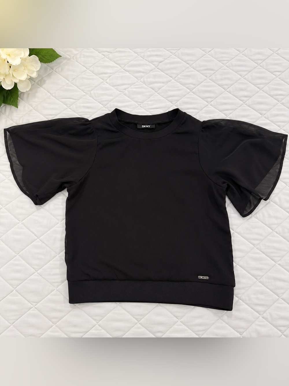 DKNY Black Flutter Sleeve Blouse – XS